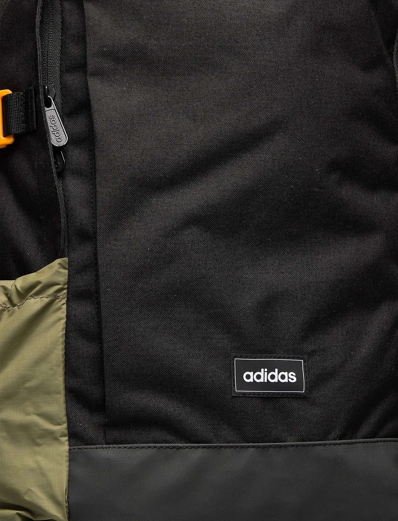 adidas Performance Street Classics Backpack BLACK/FOCOLI/ORARUS 4 adidas Performance Street Classics Backpack BLACK/FOCOLI/ORARUS - Image 4
