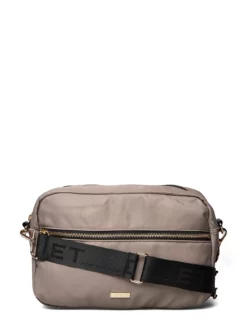 DAY et Day RE-Logo Band Camera Bag BLACK -Bags Popular Store day3100475410 cmoonrock v02906 1