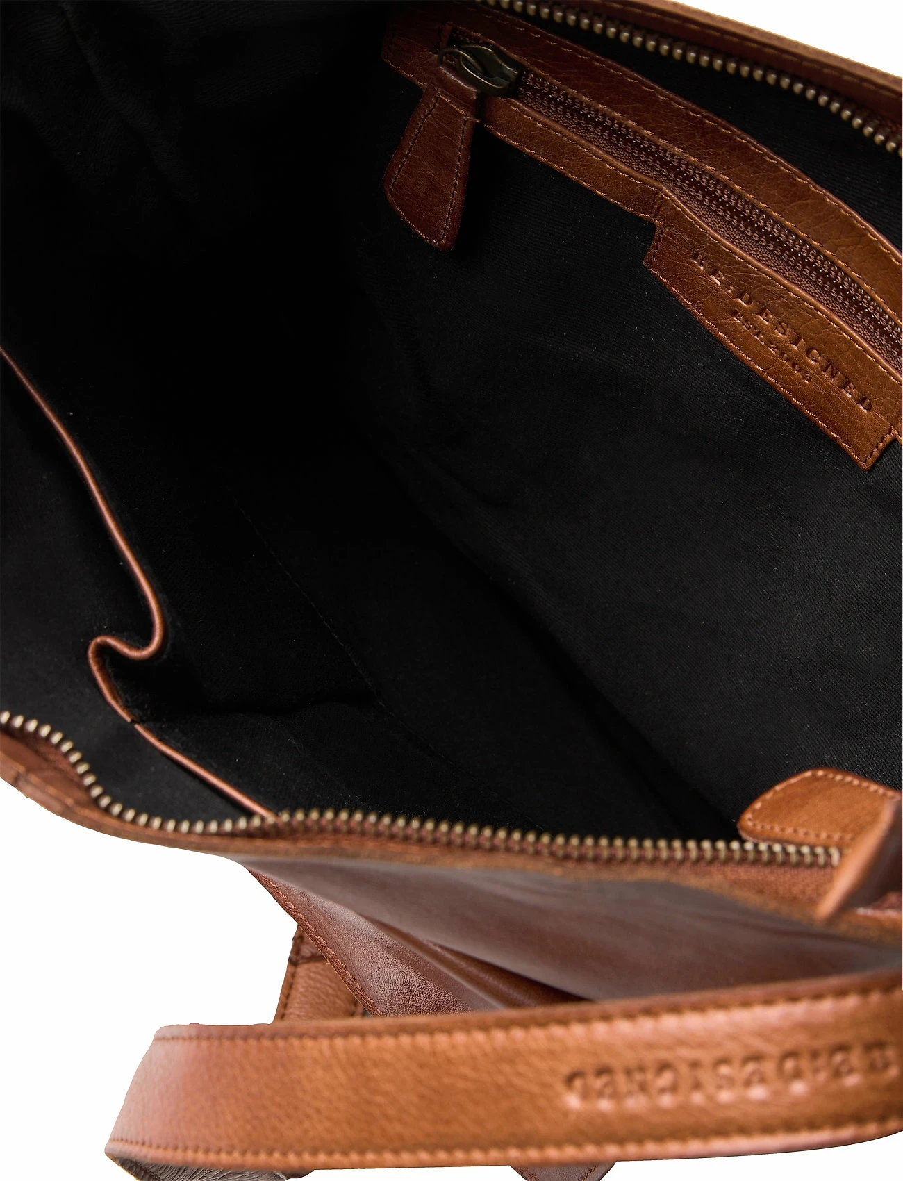 RE:DESIGNED EST 2003 1656 Urban WALNUT 16 RE:DESIGNED EST 2003 1656 Urban WALNUT - Image 16