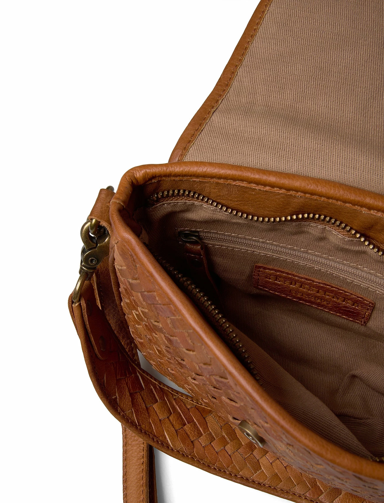 RE:DESIGNED EST 2003 Daline Urban WALNUT 12 RE:DESIGNED EST 2003 Daline Urban WALNUT - Image 12