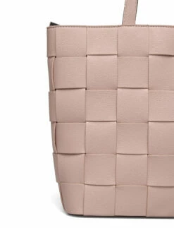 GUESS LIBERTY CITY TOTE COGNAC 31 GUESS LIBERTY CITY TOTE COGNAC -Bags Popular Store guehweg8135230 calmond valm 3