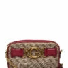 GUESS AVIANA CAMERA BAG LATTE/BURGUNDY