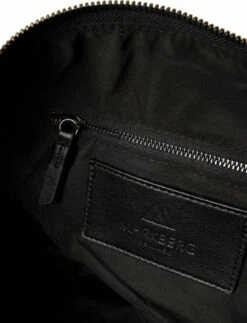 Markberg BlairMBG Sling Bag BLACK -Bags Popular Store mb5626 cpufferblack 6